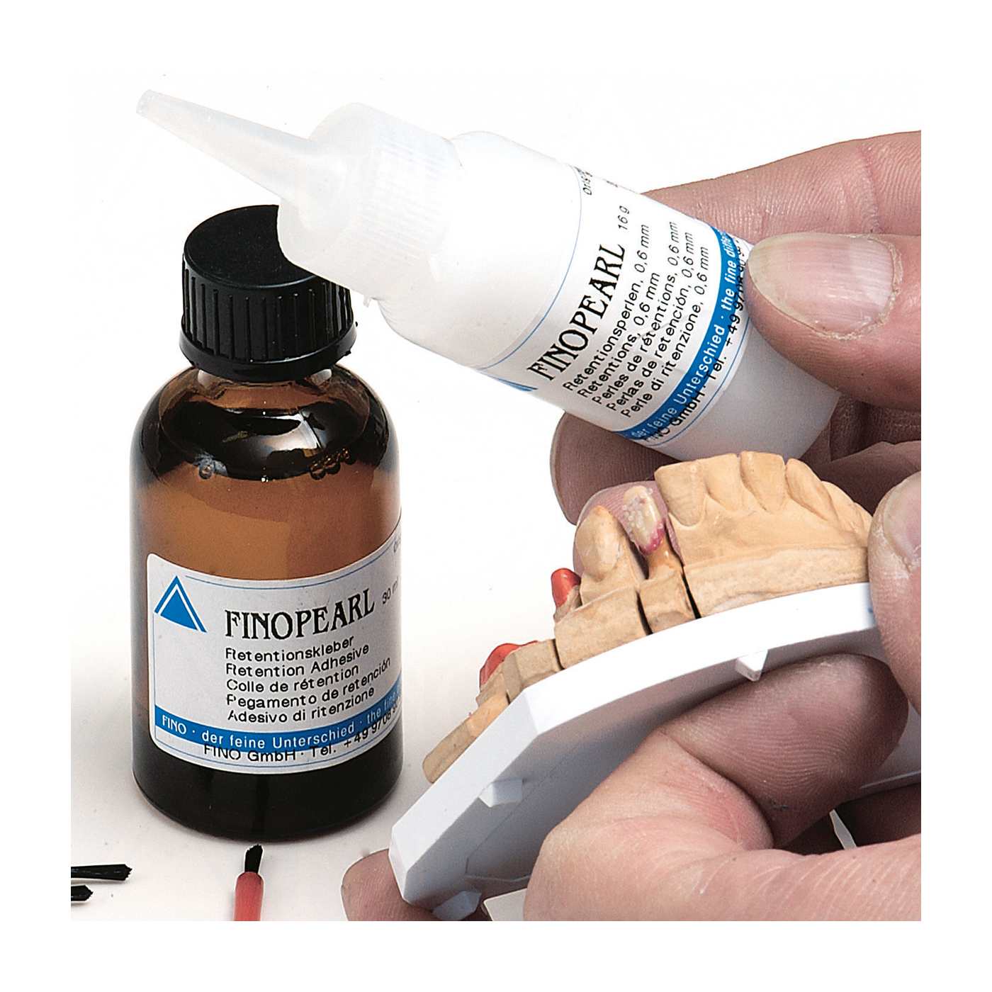 FINOPEARL Retention Adhesive - 30 ml